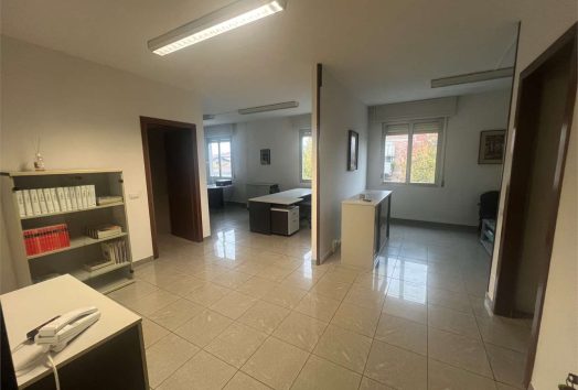 Blu Group Immobiliare - Carpi (MO) - Ufficio - Immobile in affitto - Carpi MO